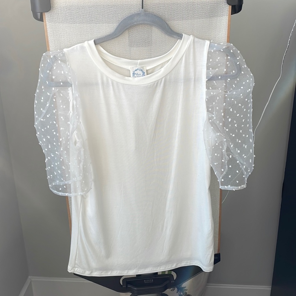 NWT White blouse with sheer puff short sleeves